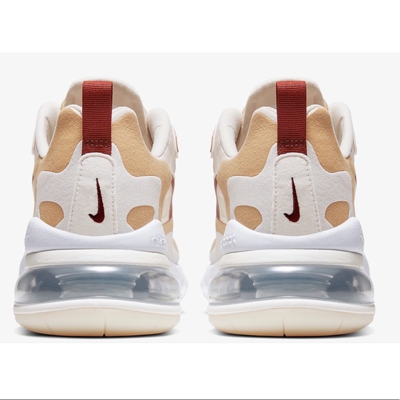 NIKE WMNS AIR MAX 270 REACT (TEAM
GOLD/CINNAMON-CLUB GOLD-PALE IVORY) - Picture 2 of 7